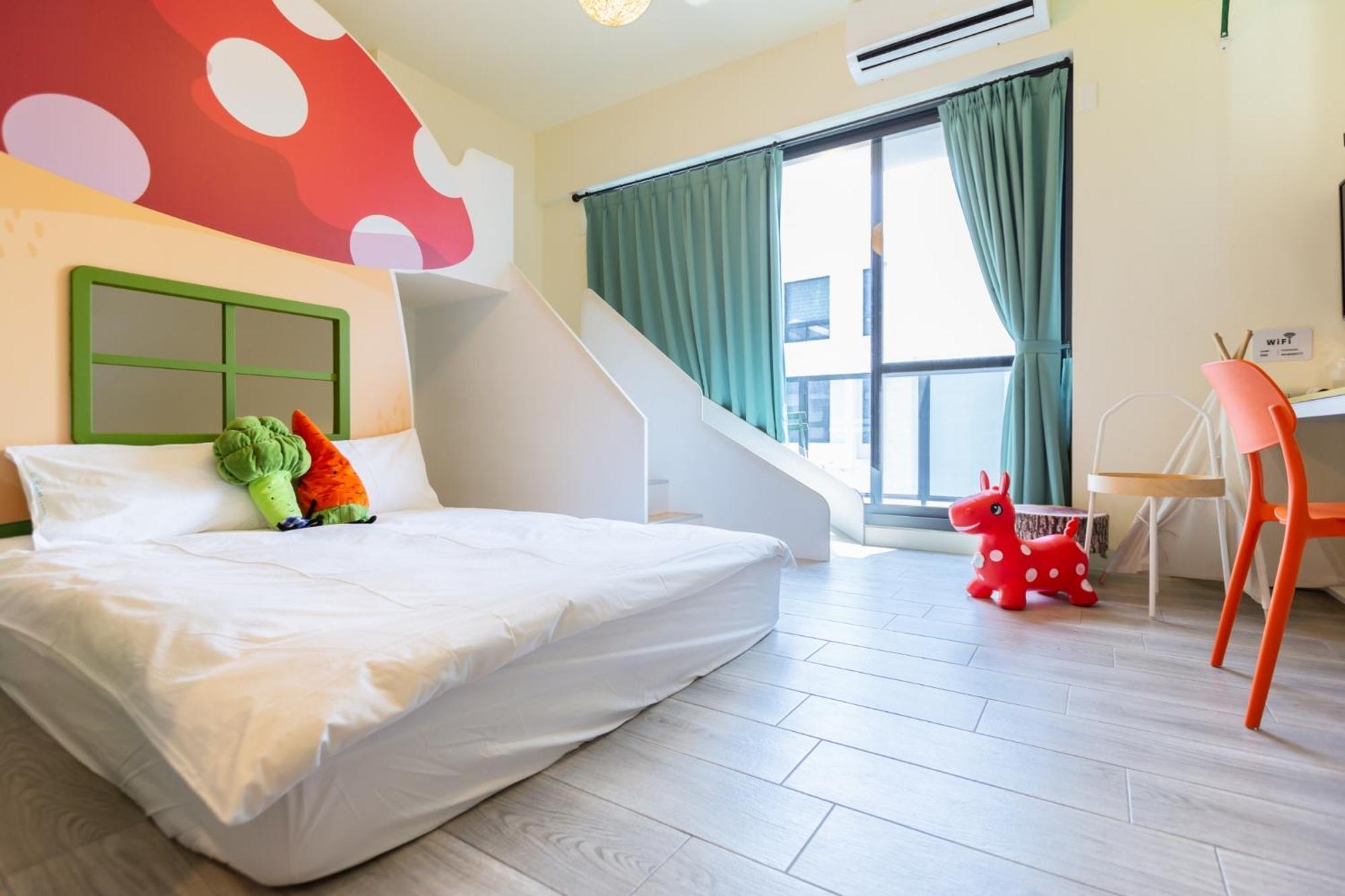 Sunlight Forest Homestay Tainan Buitenkant foto